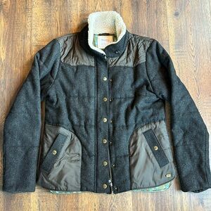 Carve designs Sherpa jacket